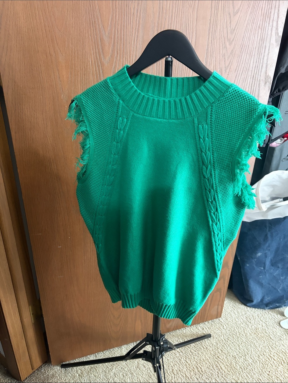 Amazon Emerald Green Cable Knit Fringe Sleeve Tank Top